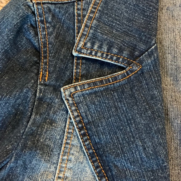 Jean jacket - Picture 6 of 9